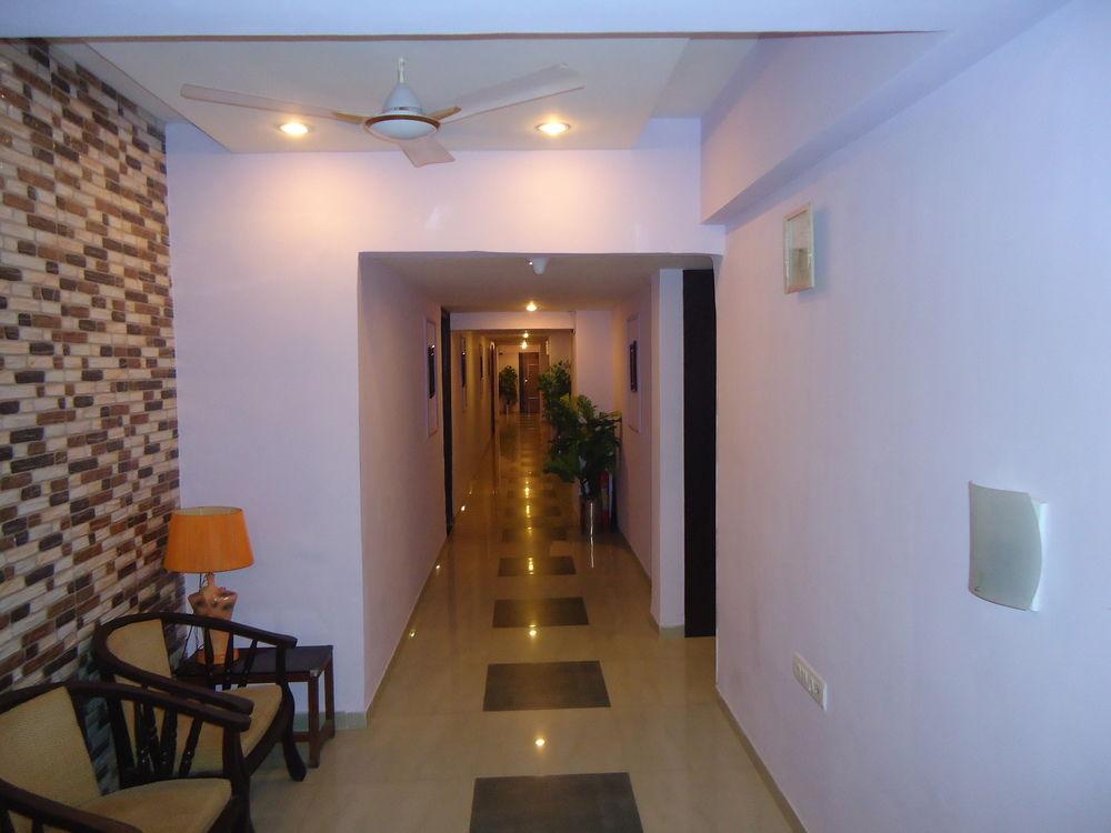 Hotel Maan Residency Satellite Road Ahmedabad Exterior photo