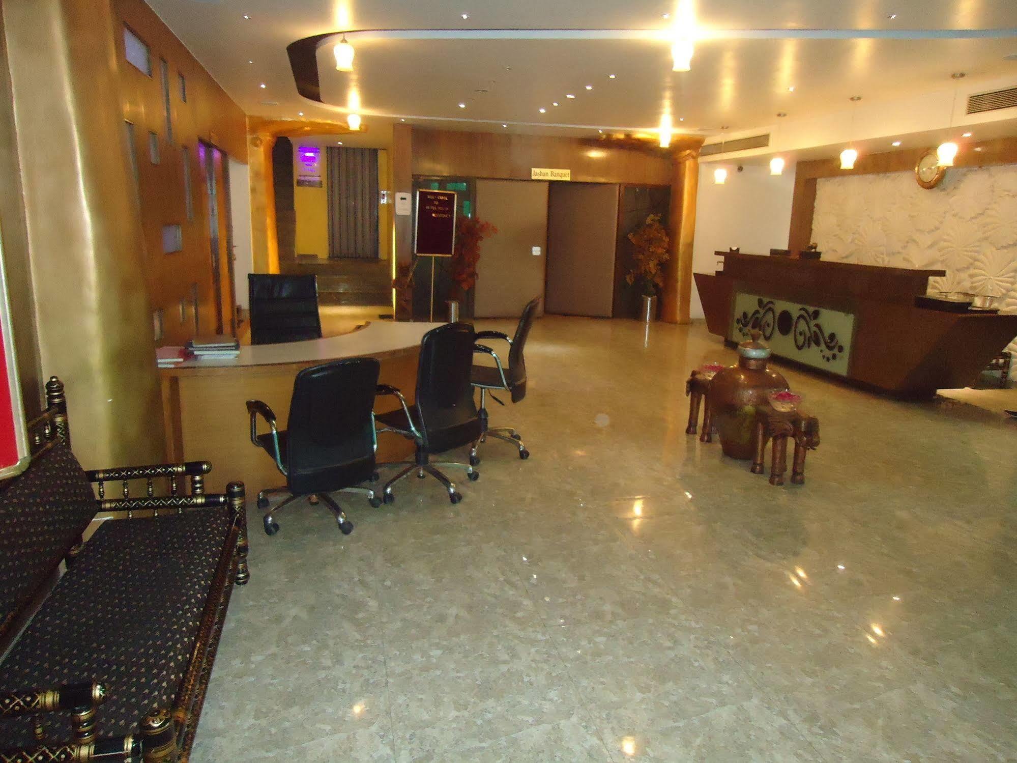 Hotel Maan Residency Satellite Road Ahmedabad Exterior photo