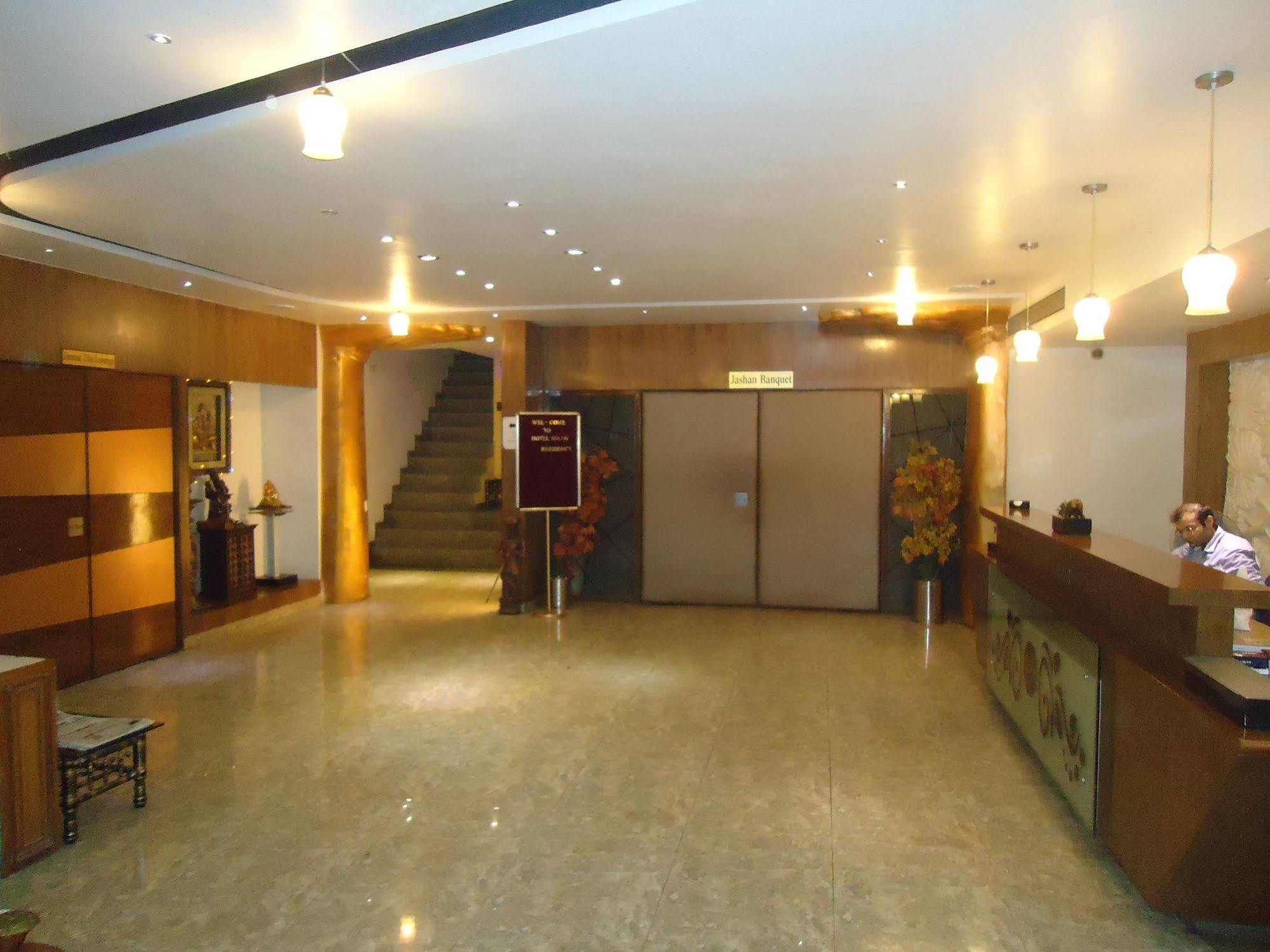 Hotel Maan Residency Satellite Road Ahmedabad Exterior photo